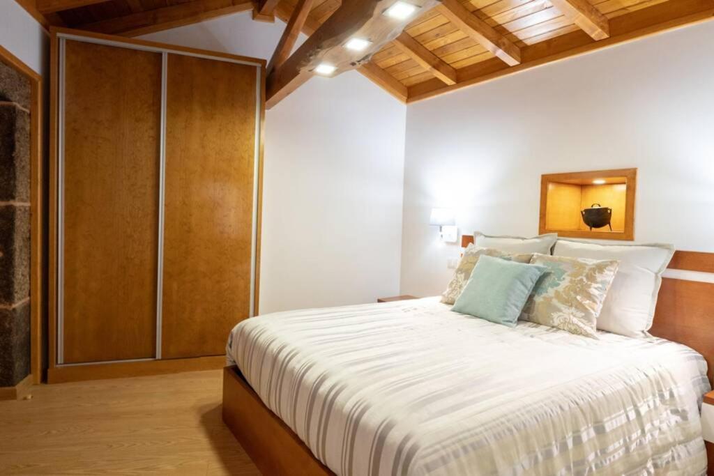Casa Largo S Lourenco E Casa Da Videira Mazes Экстерьер фото