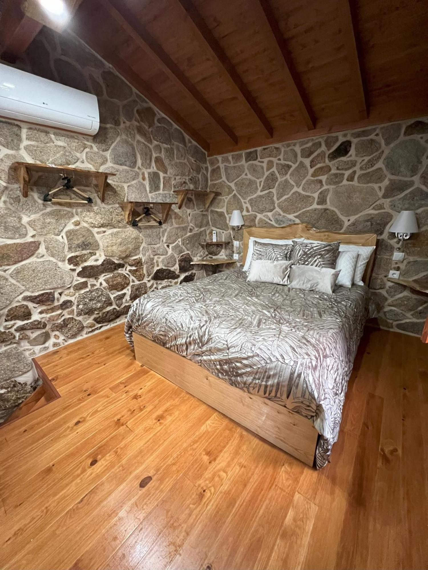 Casa Largo S Lourenco E Casa Da Videira Mazes Экстерьер фото